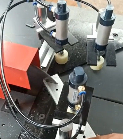 PVC WINDOWS AND DOORS MAKING MACHINES ALUMINIUM DOOR UPVC WINDOW CUTTING MACHINE 3